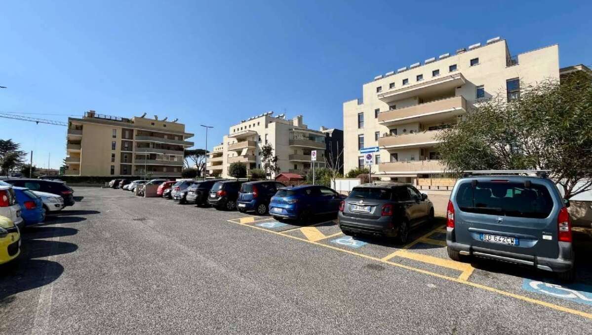 Appartamento in vendita via del Podere Fiume, Roma