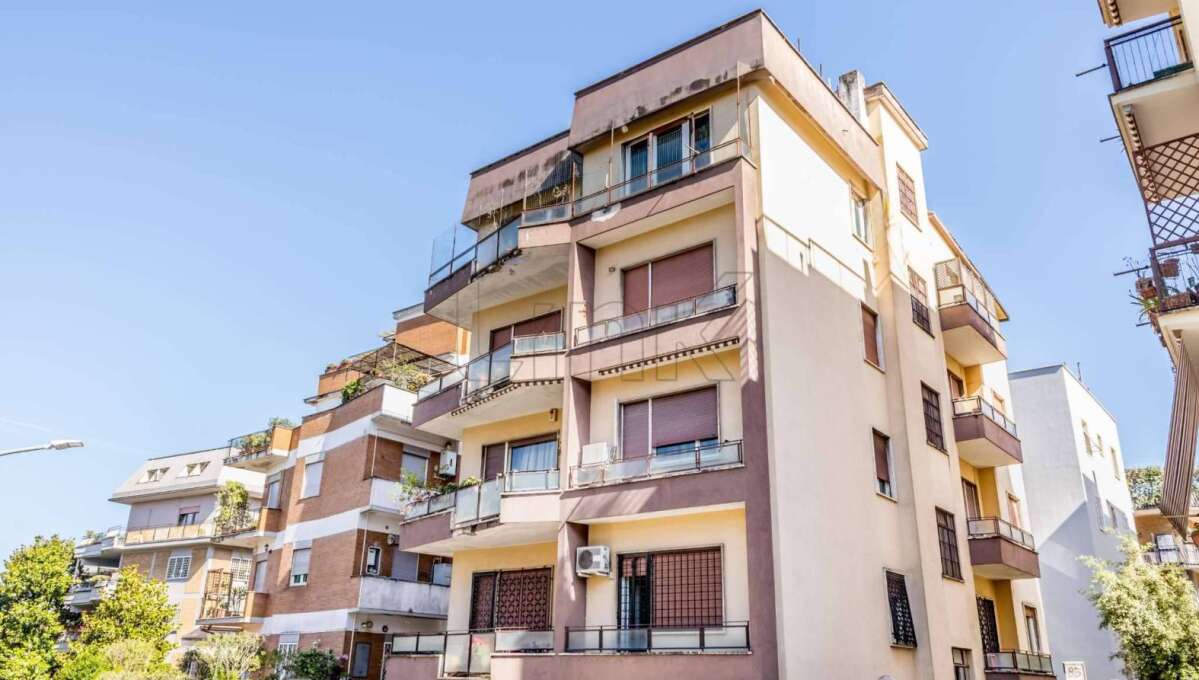 Attico in vendita via Luigi Bodio, Roma