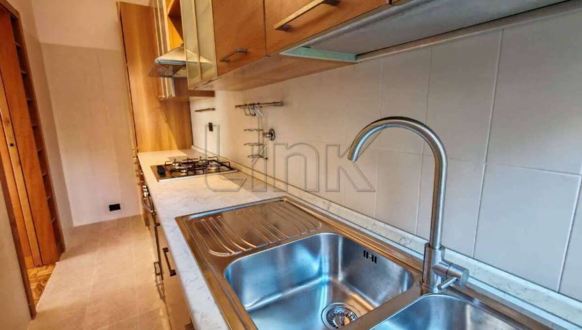 Appartamento in affitto via Prisciano, Roma