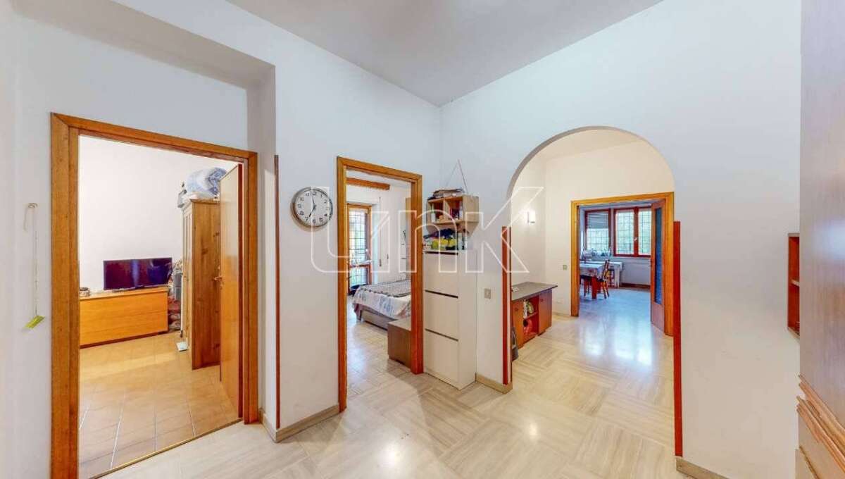 Appartamento in vendita via Staletti, Roma