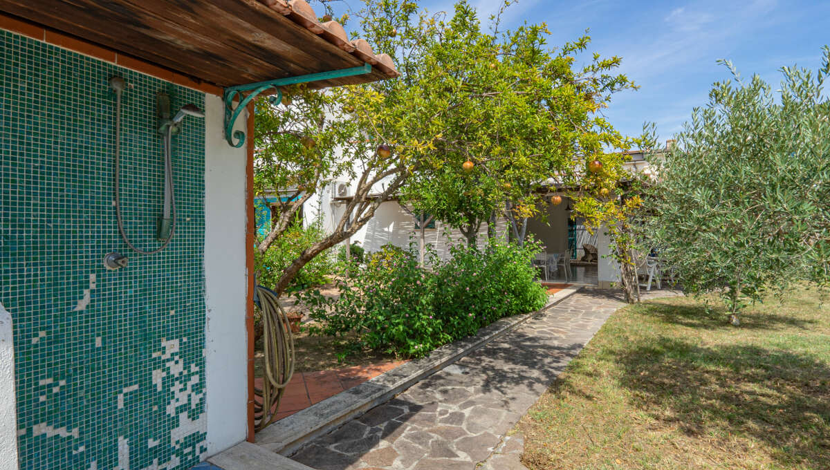 Villa bifamiliare in vendita Via Alcide De Gasperi, San Felice Circeo (LT)