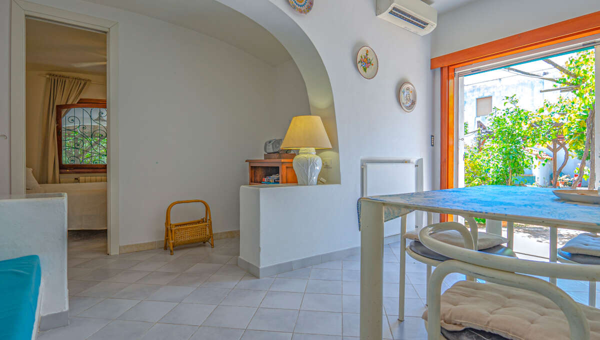 Villa bifamiliare in vendita Via Alcide De Gasperi, San Felice Circeo (LT)