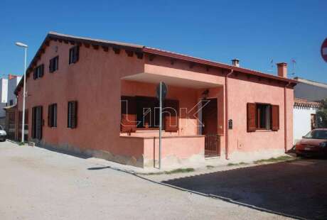 Casa indipendente in vendita in via Pauì e Grechi, San Vero Milis