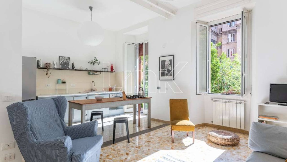 Appartamento in vendita via Ettore Rolli, Roma