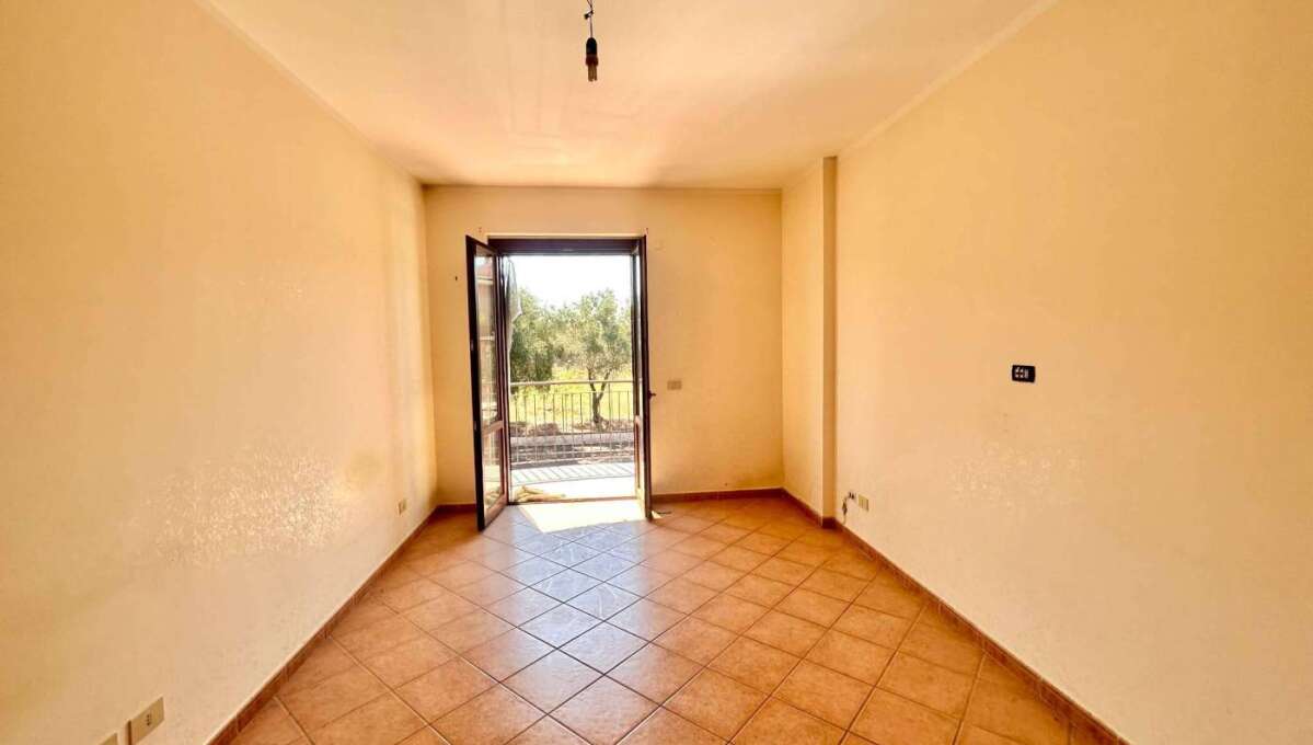 Appartamento in vendita in via Ortucchio, Roma