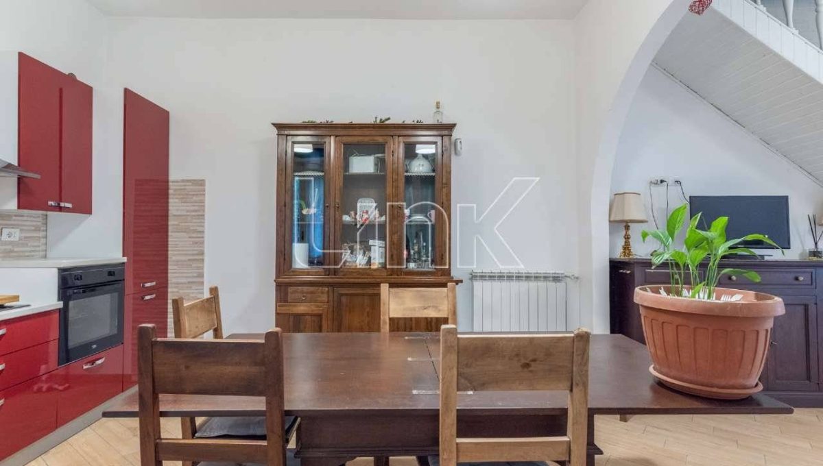 Appartamento in vendita in via della Giustiniana, Roma