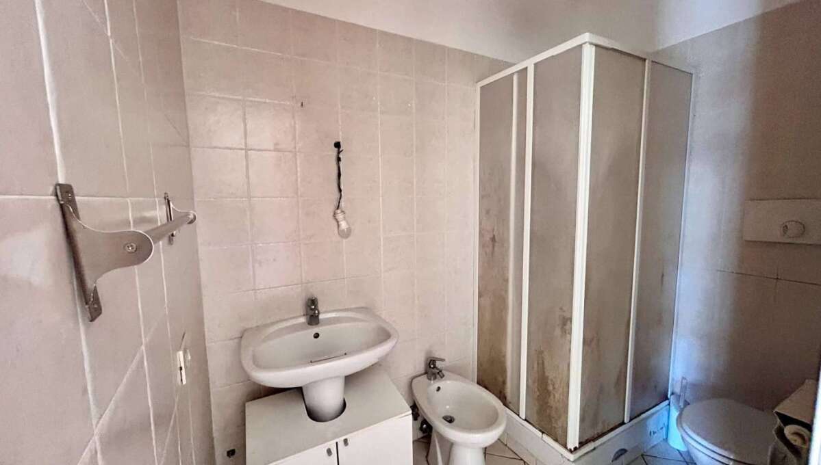 Appartamento in vendita in via Ortucchio, Roma