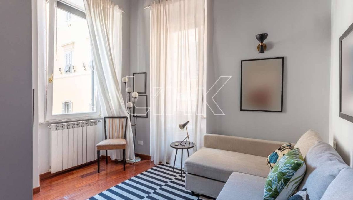 Appartamento in affitto via di Parione, Roma