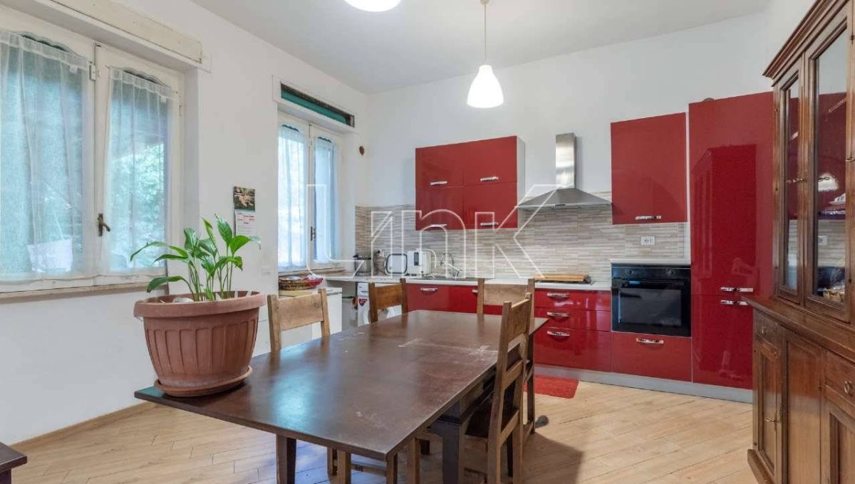 Appartamento in vendita in via della Giustiniana, Roma