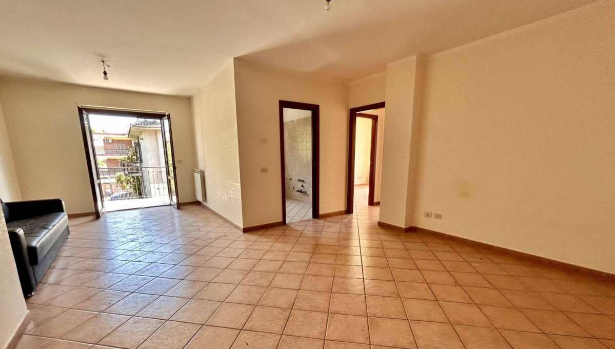 Appartamento in vendita in via Ortucchio, Roma