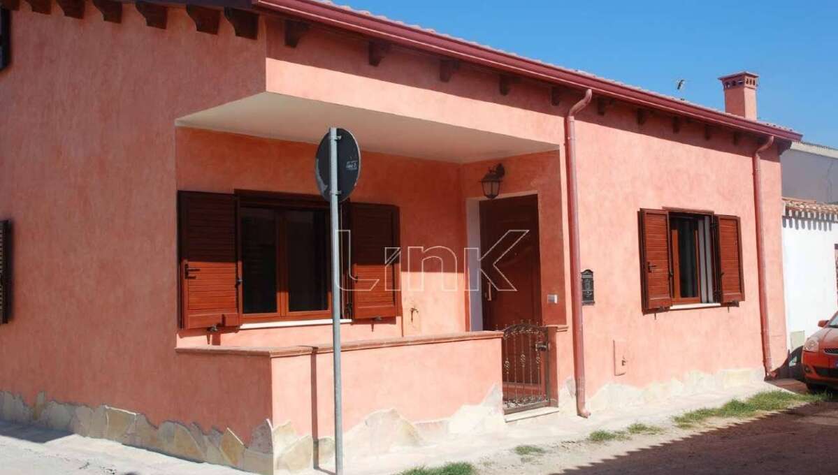 Casa indipendente in vendita in via Pauì e Grechi, San Vero Milis