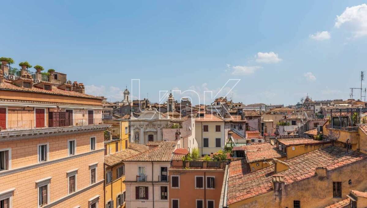 Attico in affitto in piazza Rondanini, Roma
