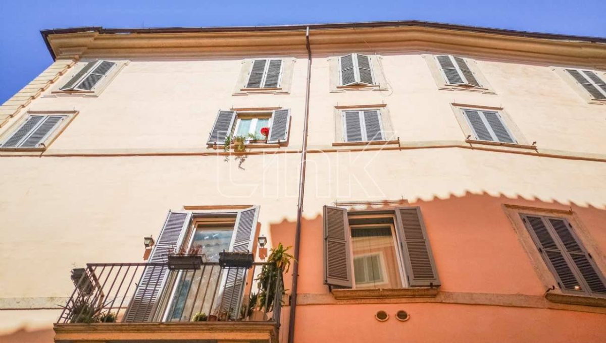 Appartamento in affitto via di Parione, Roma