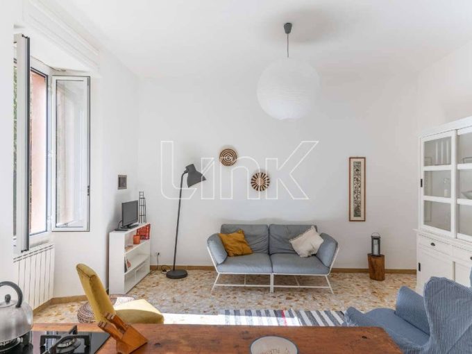 Appartamento in vendita via Ettore Rolli, Roma