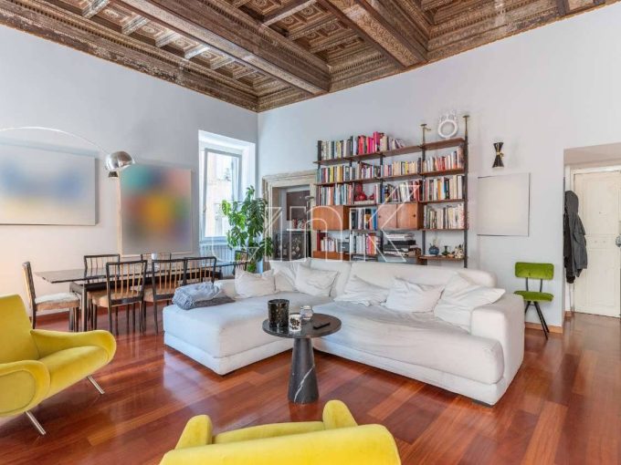 Appartamento in affitto via di Parione, Roma