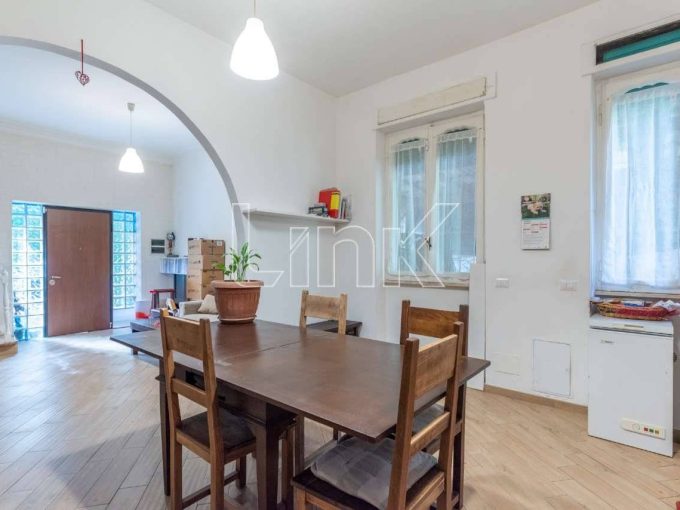 Appartamento in vendita in via della Giustiniana, Roma