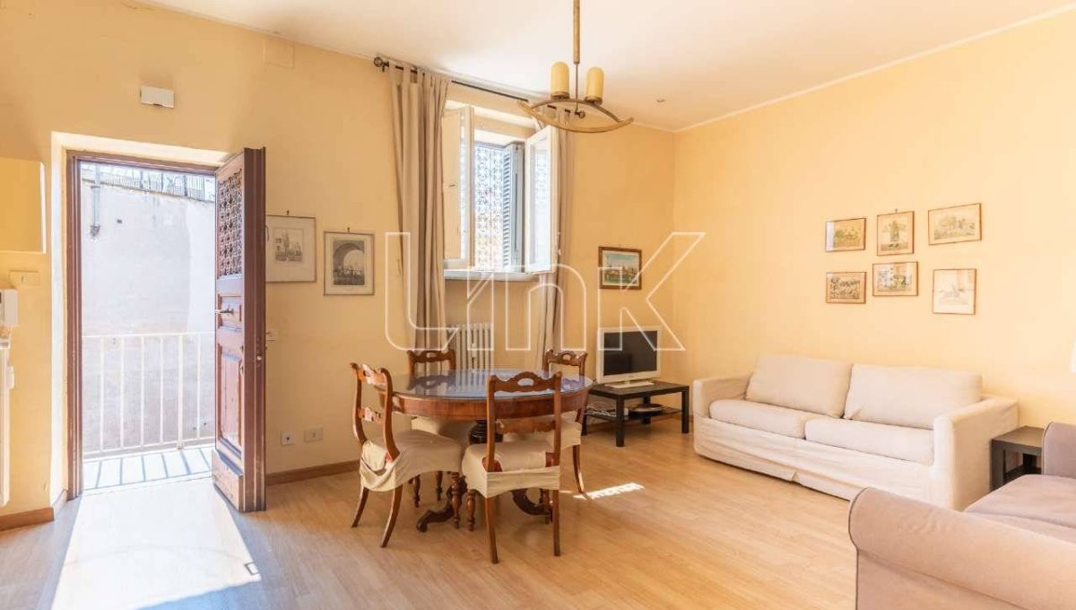 Appartamento in affitto via Alessandria, Roma