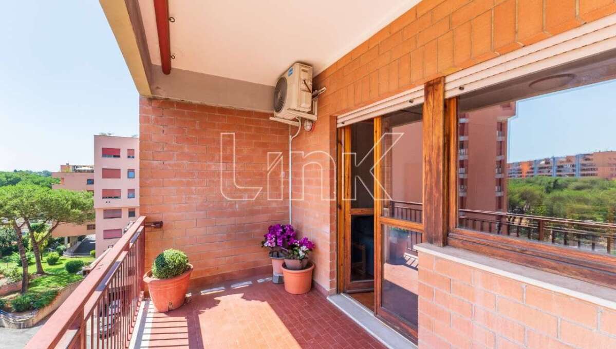 Appartamento in vendita Via Tazio Nuvolari, Roma