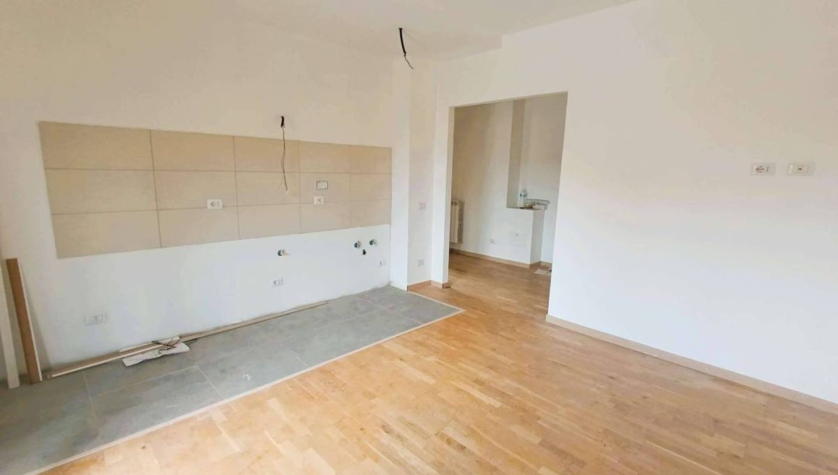Appartamento in vendita via Gualtieri Sicamino, Roma