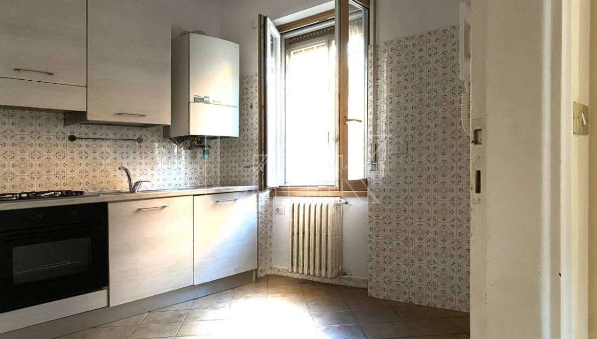 Appartamento in vendita in via Al Sesto Miglio, Roma