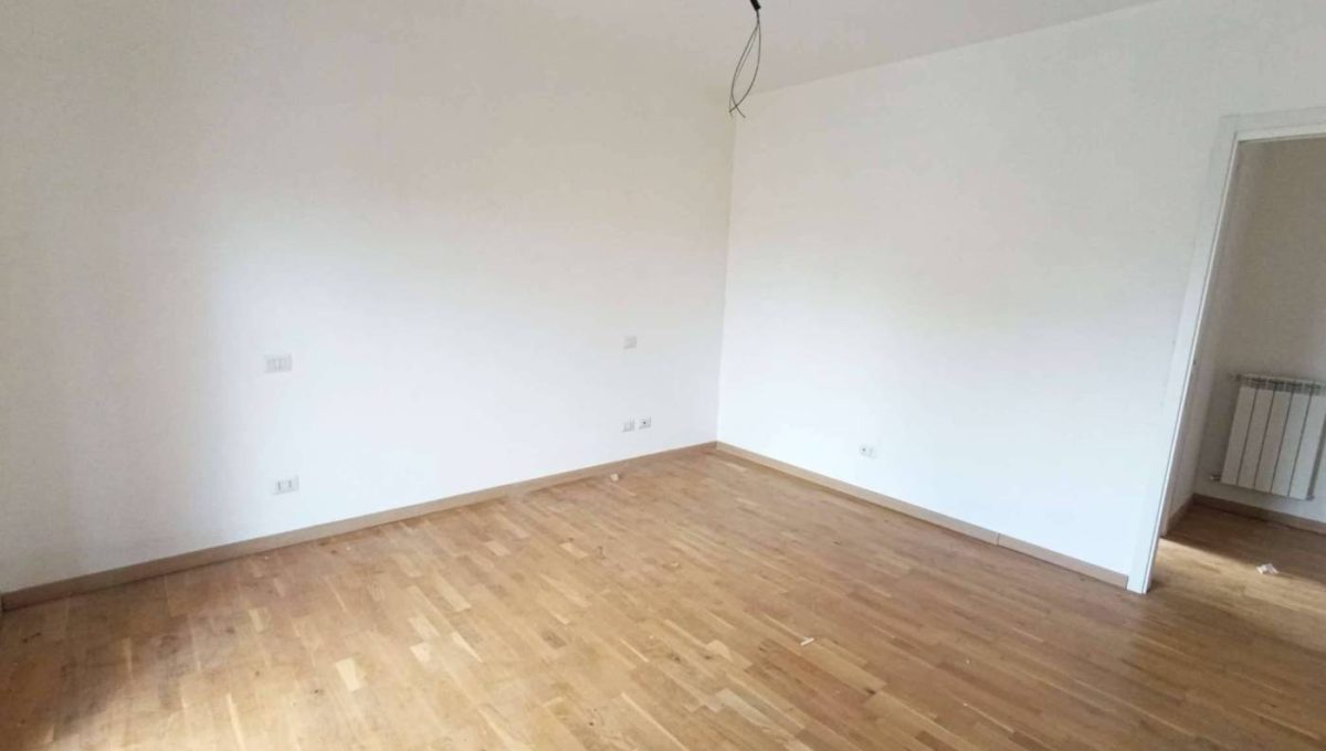 Appartamento in vendita via Gualtieri Sicamino, Roma