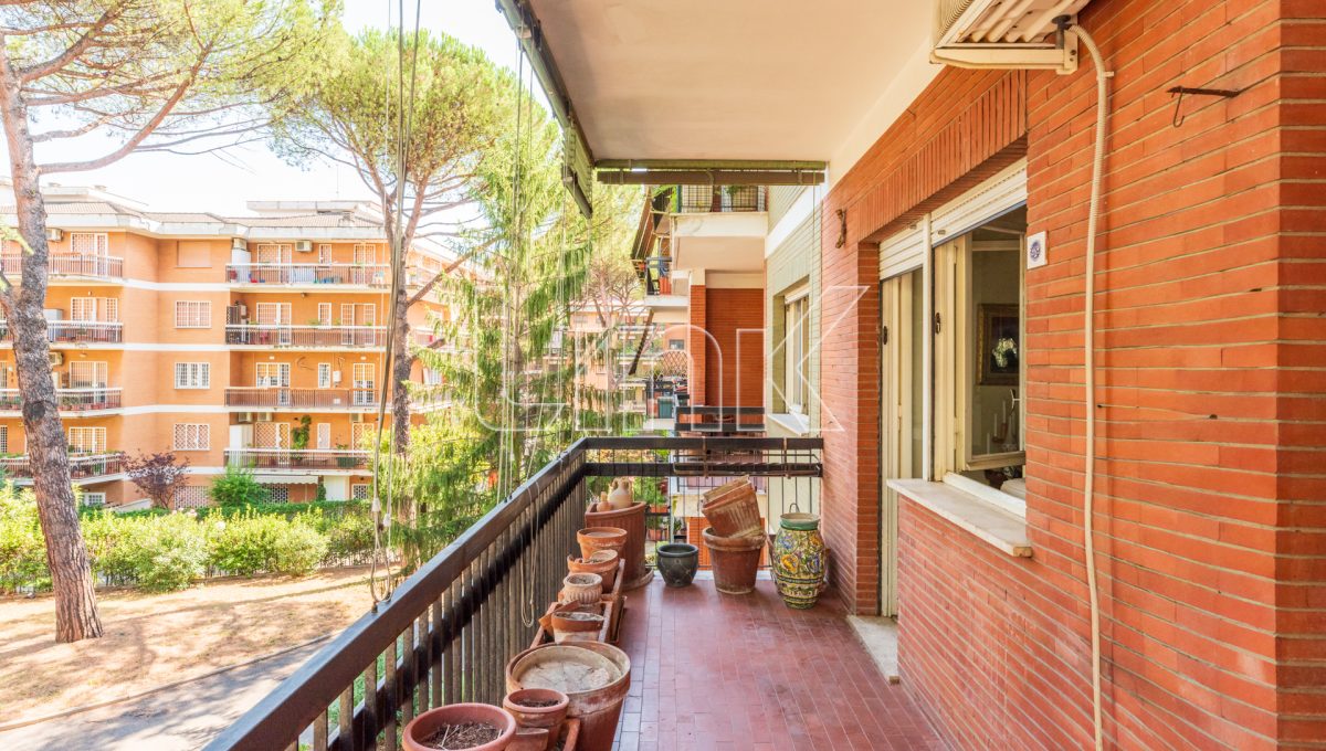 Appartamento in vendita via Antonio Silvani, Roma