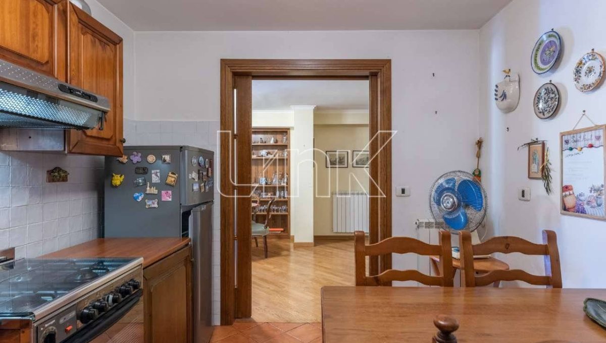 Appartamento in vendita via Vallombrosa, Roma