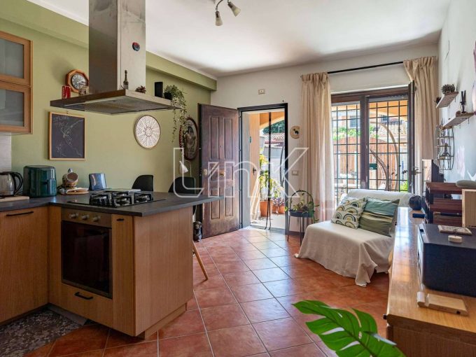 Villino a schiera in vendita via Sesia, Torvajanica