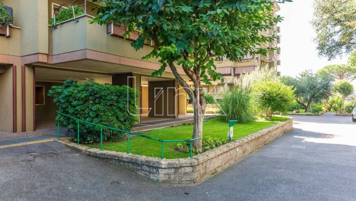 Appartamento in vendita via Paolo di Dono, Roma