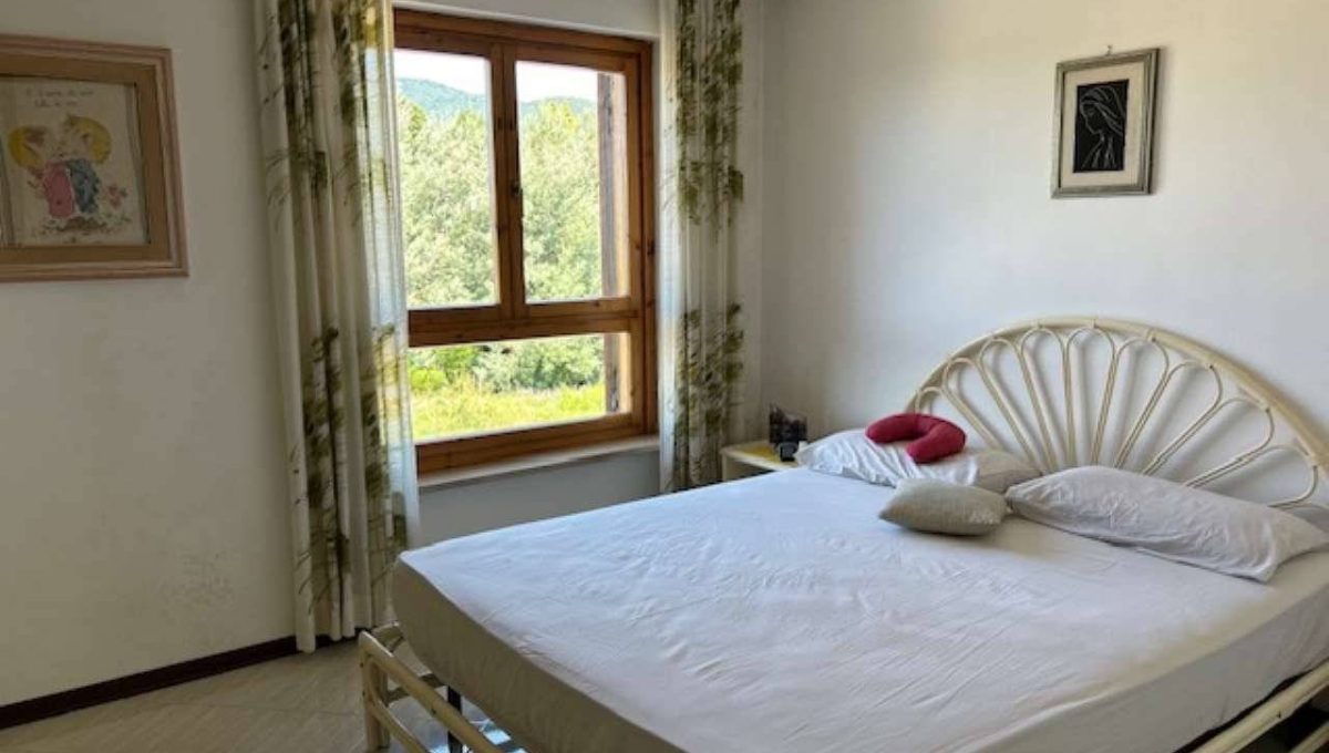 Villa in vendita via delle Rose, Lariano