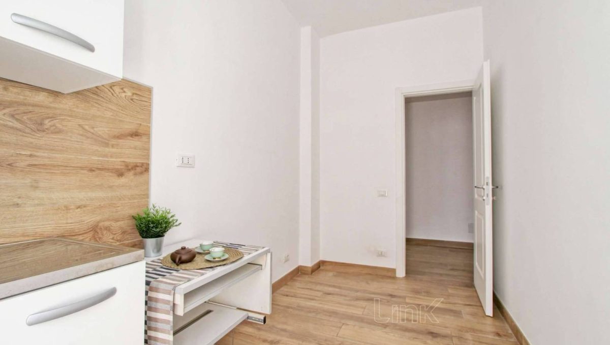 Appartamento in vendita via Antonazzo Romano, Roma