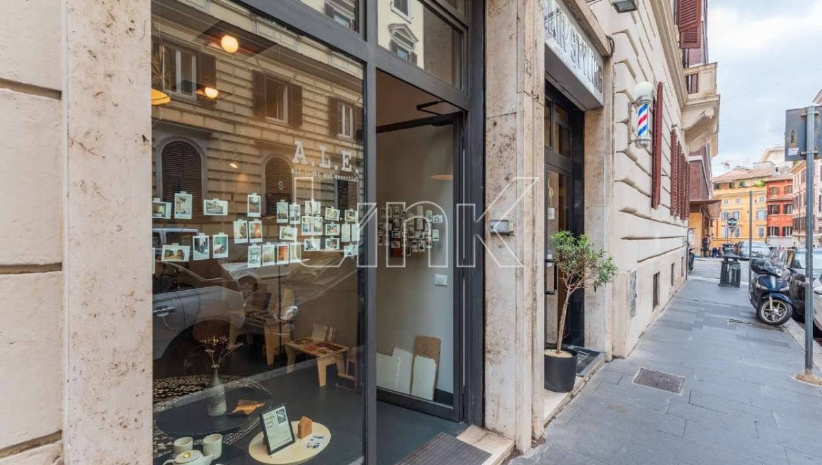 Locale commerciale in affitto via Palermo, Roma