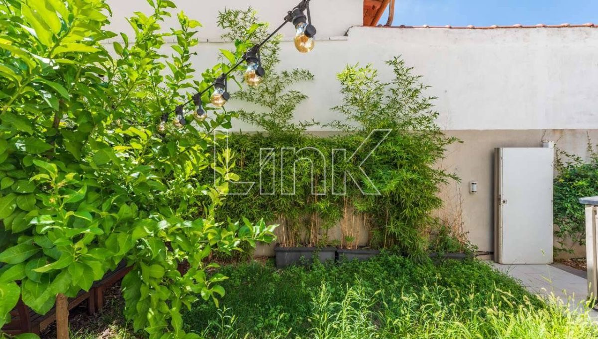 Appartamento in vendita in via Vibio Sequestre, Roma