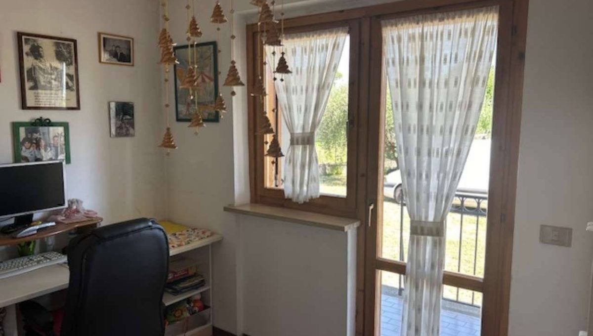Villa in vendita via delle Rose, Lariano