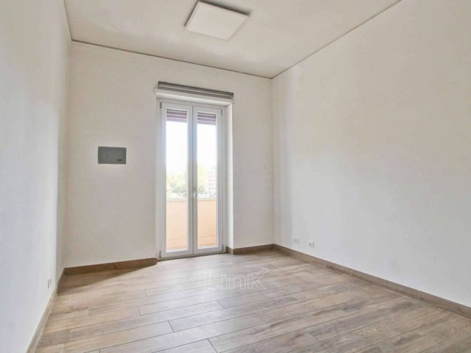 Appartamento in vendita via Antonazzo Romano, Roma
