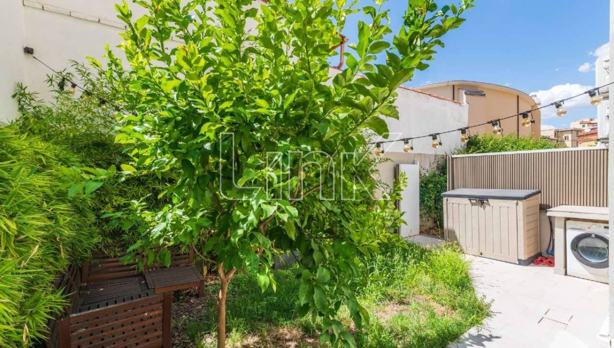 Appartamento in vendita in via Vibio Sequestre, Roma