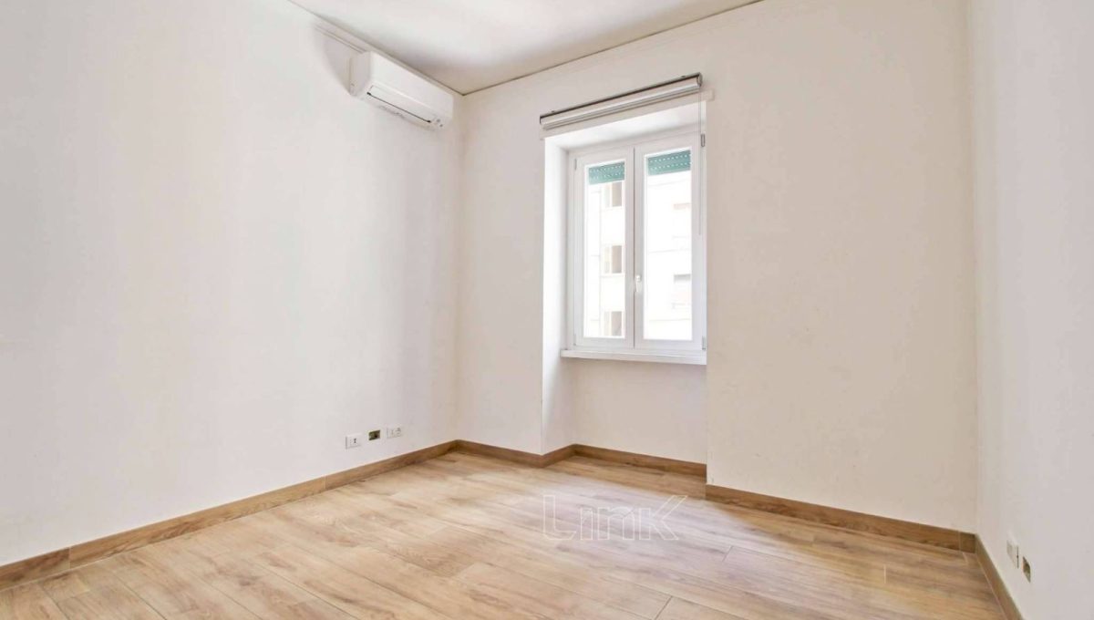 Appartamento in vendita via Antonazzo Romano, Roma