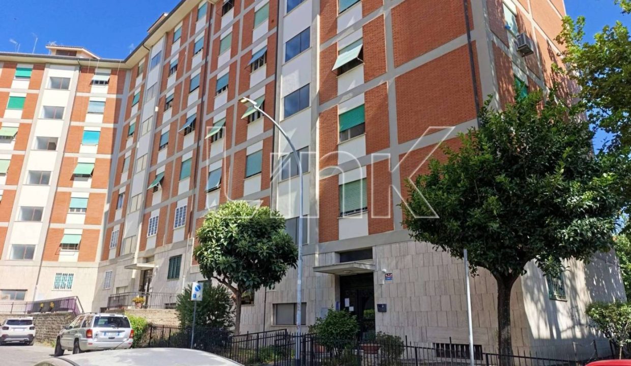 Appartamento in vendita via Ludovico de Simoni, Roma