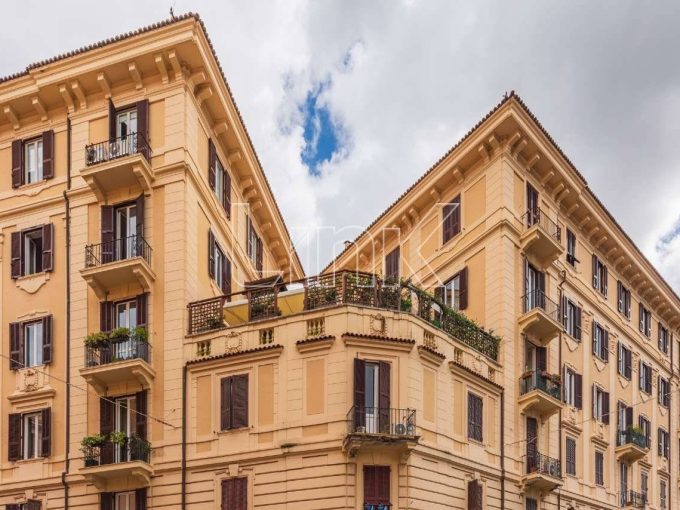 Appartamento in vendita via Pasubio, Roma