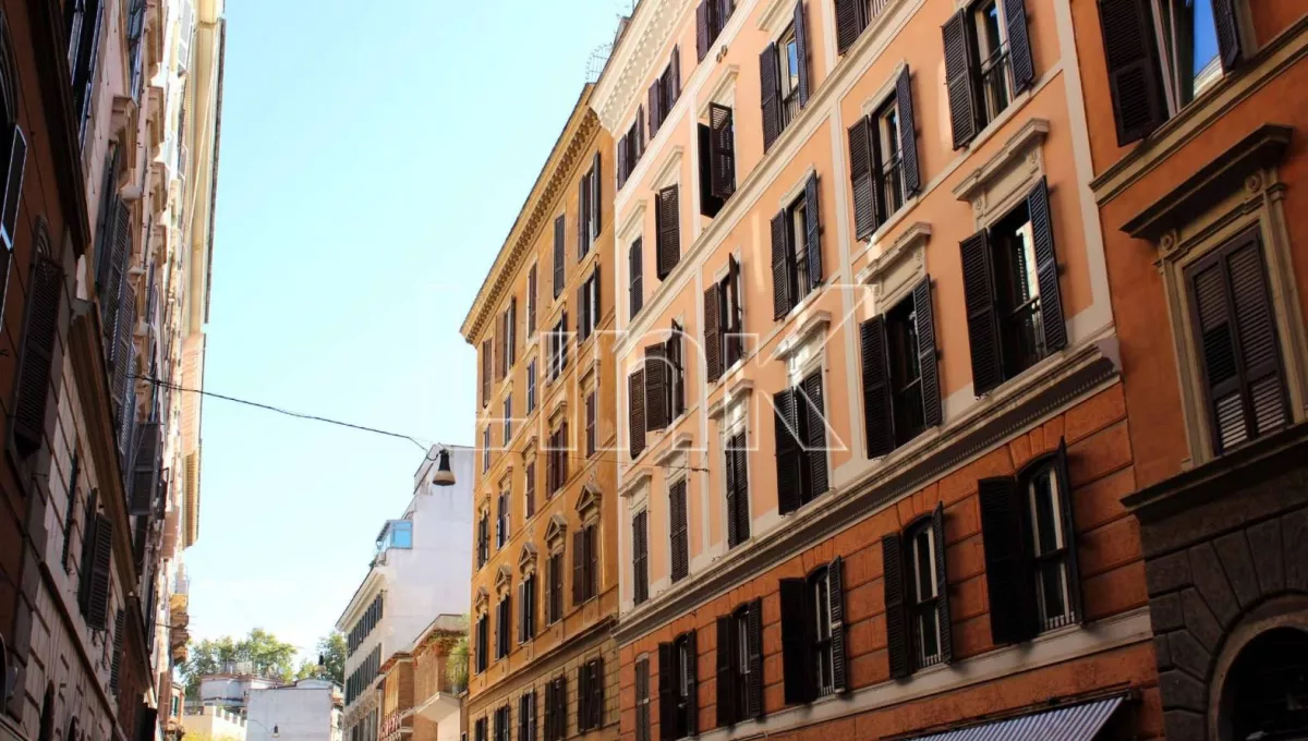 Appartamento in vendita via Natale del Grande, Roma