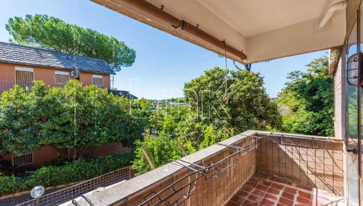 Appartamento in vendita in via Leonida Rech, Roma