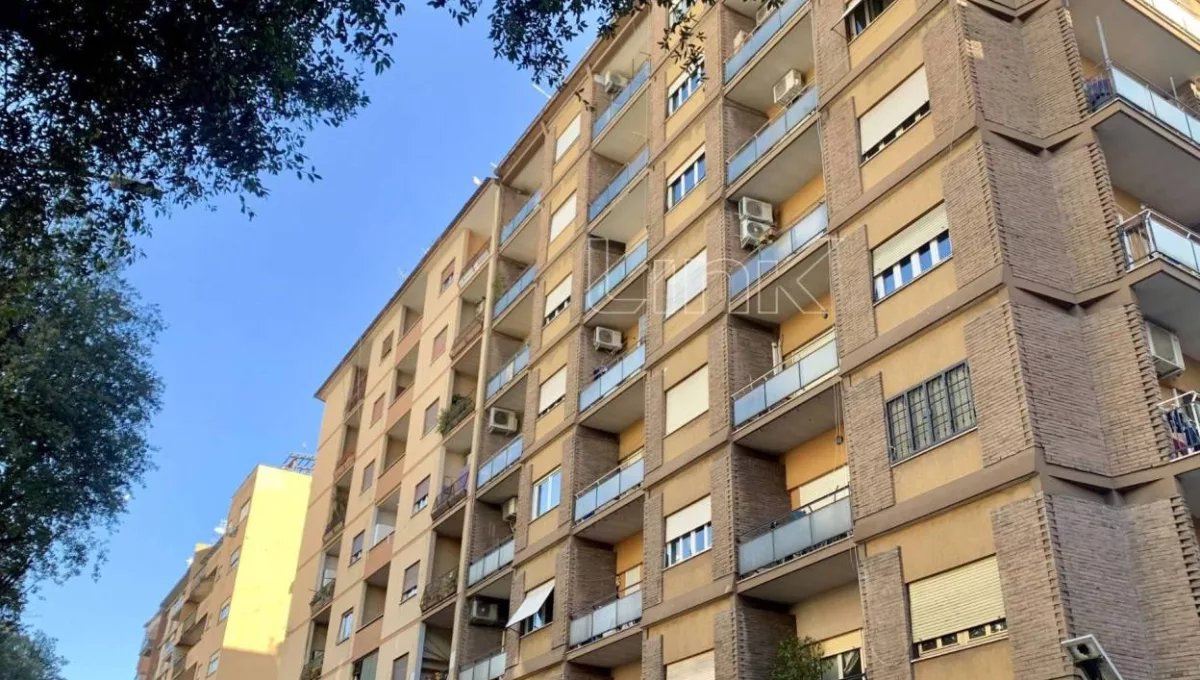 Stanza in affitto via Giovanni Aldini, Roma