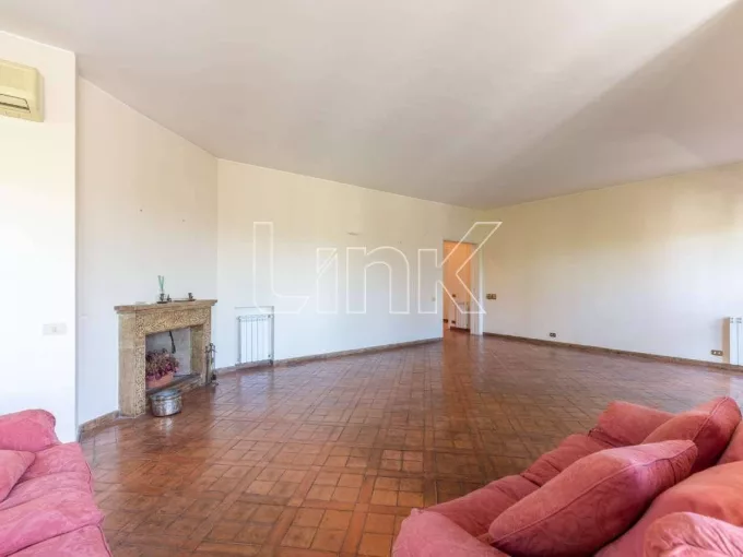 Appartamento in vendita in via Leonida Rech, Roma