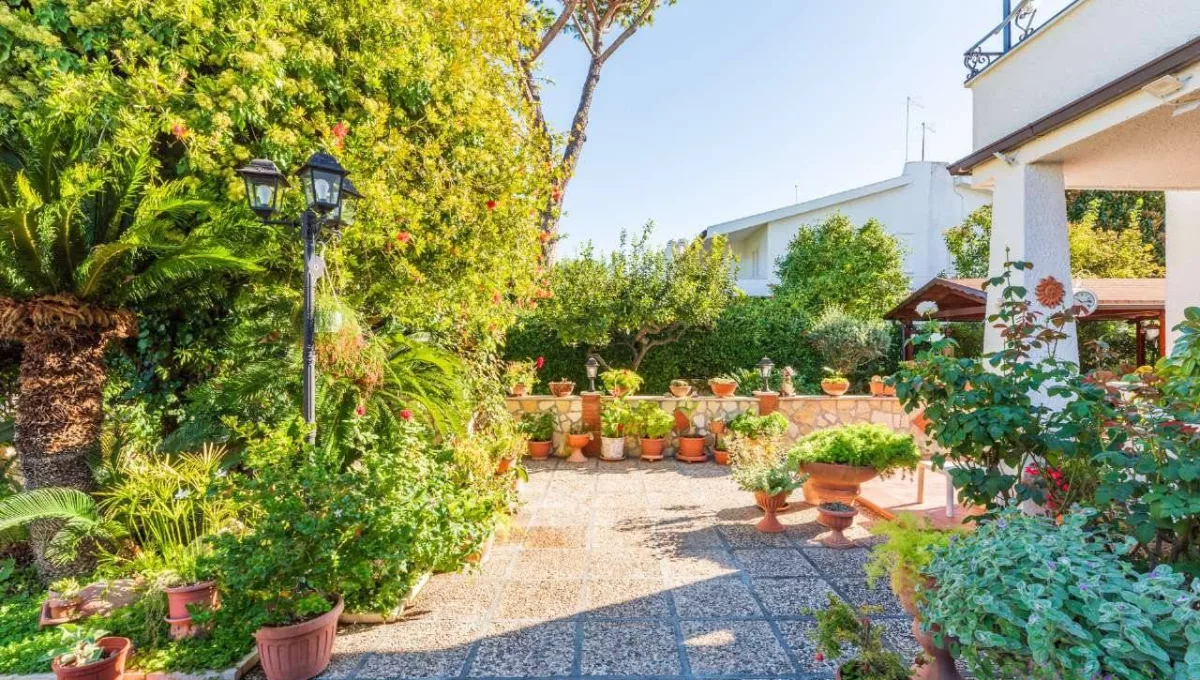 Villetta quadrifamiliare in vendita in via Casa Bianca, Marina di Cerveteri