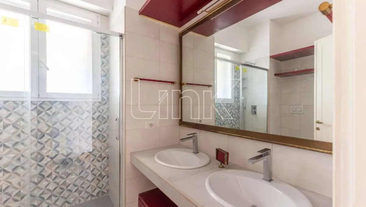 Appartamento in vendita in via Leonida Rech, Roma