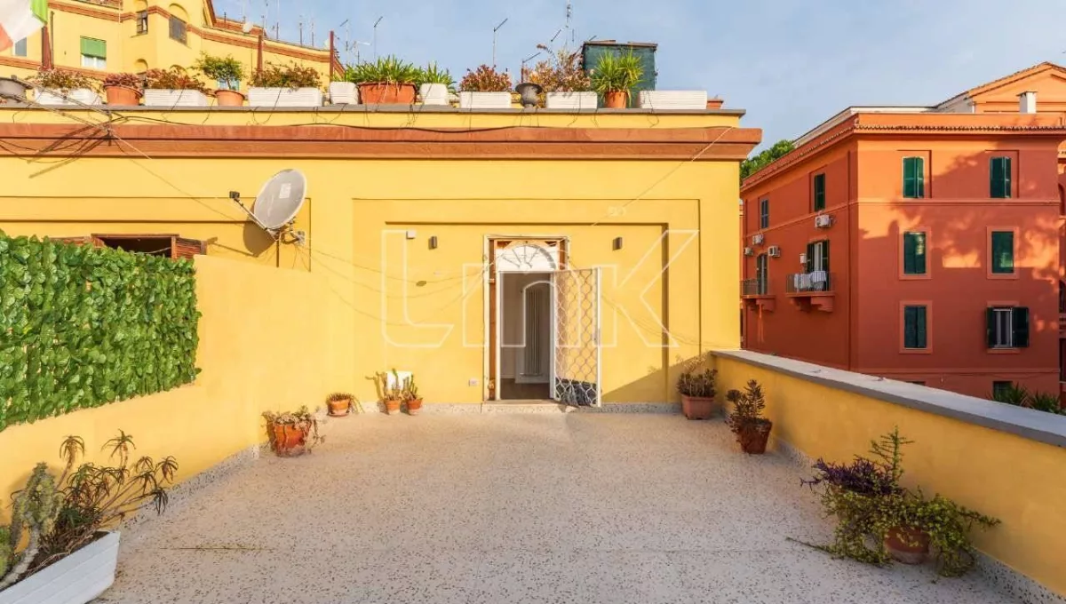 Appartamento in vendita via della Lega Lombarda, Roma
