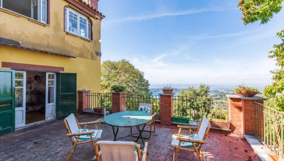 Villa unifamiliare via Ariccia, Tre Coni, Rocca di Papa