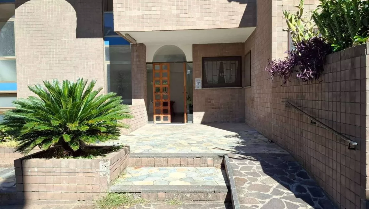 Appartamento in vendita in via Leonida Rech, Roma