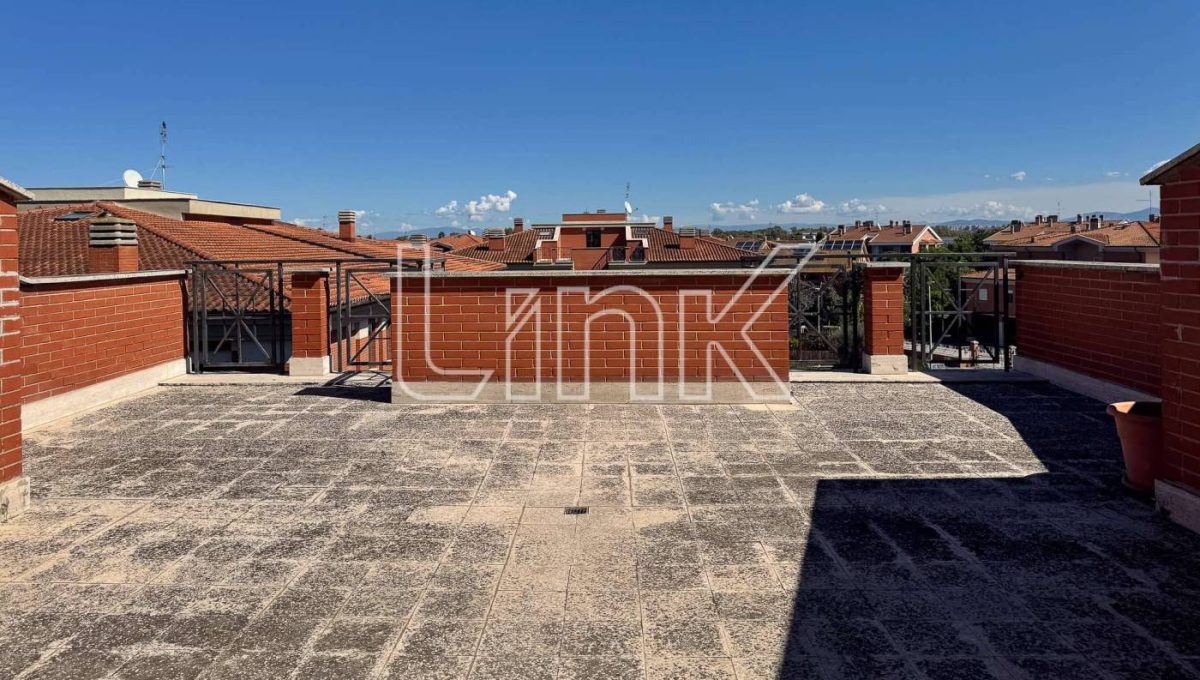 Appartamento in vendita Largo Giuseppe Reganato, Roma