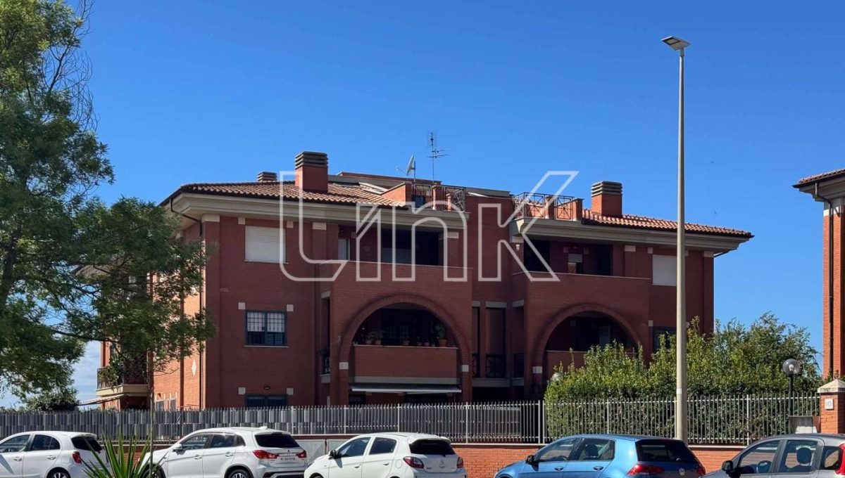 Appartamento in vendita Largo Giuseppe Reganato, Roma